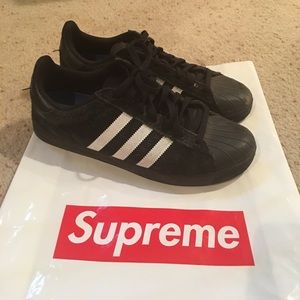 Adidas Skate Shoes Size 9.5