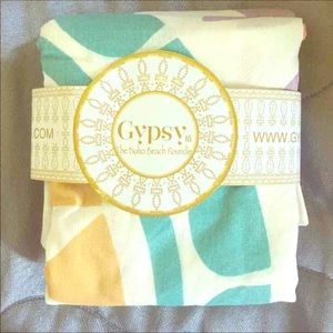 Gypsy beach round blanket
