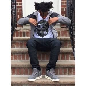 Meet your Posher, Kay