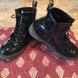 DocMarten's girls Delaney Black Sz3