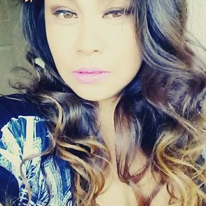 Meet your Posher, Priscilla