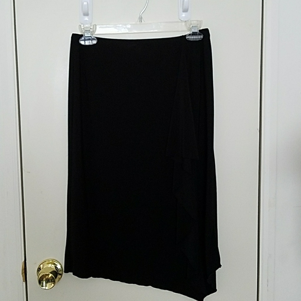 Black slinky skirt sz L