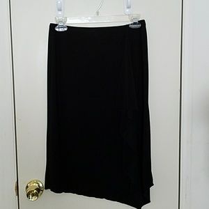 Black slinky skirt sz L