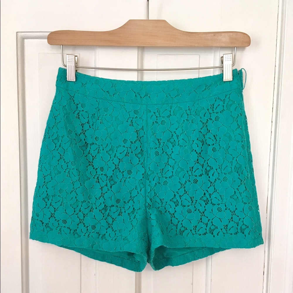 Like new high waisted Bisou Bisou lace shorts