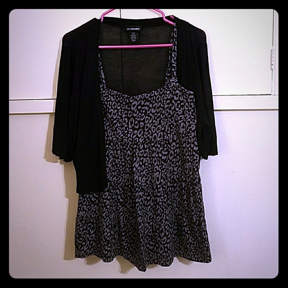 Sleeveless top with sweater