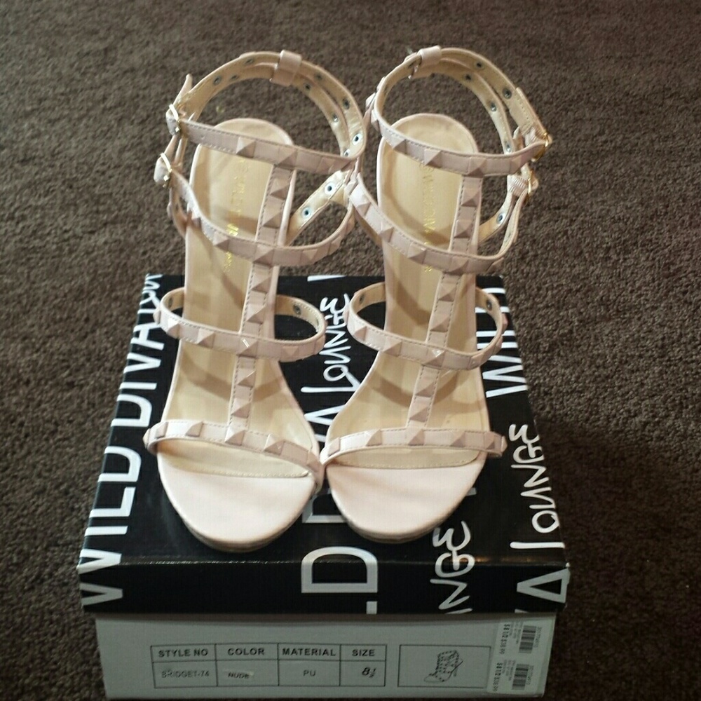 Wild Diva Blush Pumps Valentino Style Sandal