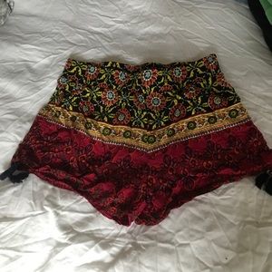 High waisted pattern shorts High waisted pattern shorts