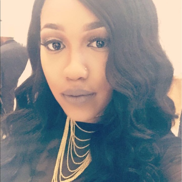 Peruvian straight virgin wig