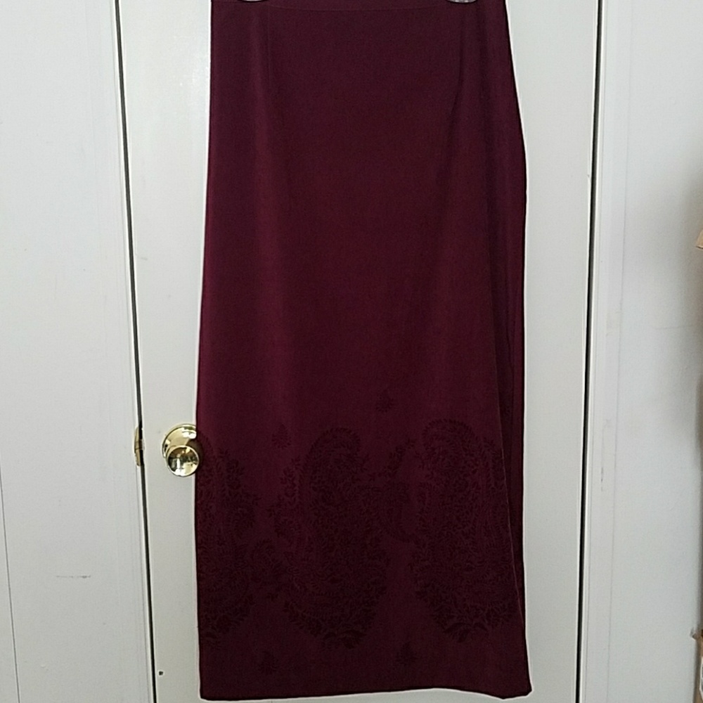 Maroon ethnic print long skirt sz 12