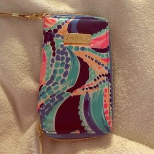 Lilly Pulitzer iPhone 6/6s wristlet