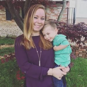 Meet your Posher, Alyssa