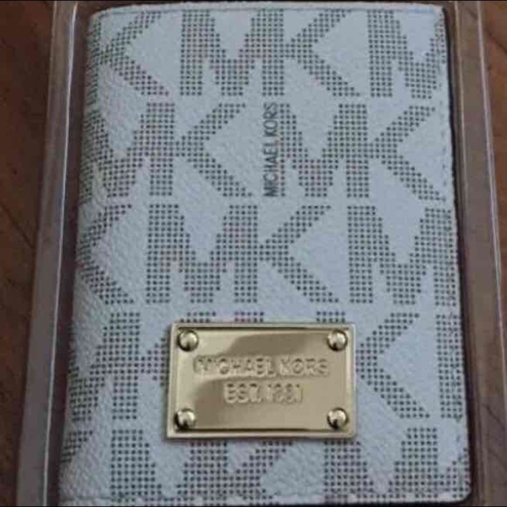 SALE!!  Michael Kors MK Phone Charger Wallet