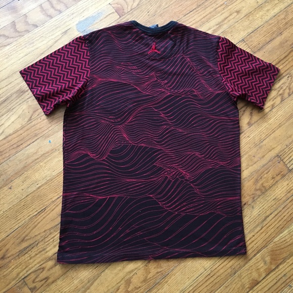 Air Jordan Retro 12 "Flu Game" Short Sleeve Shirt - Picture 2 of 3
