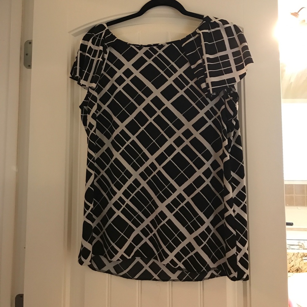 A black and white Anne Klein top.