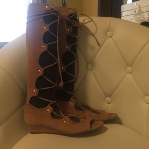 Schutz Fyonna Gladiator Wedge Sandals 6.5