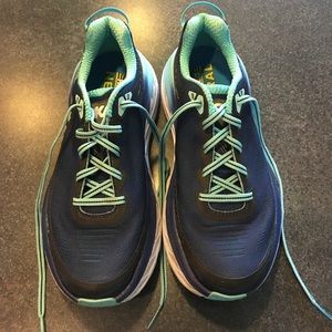 Like New woman's Hoka running shoes. Size 7