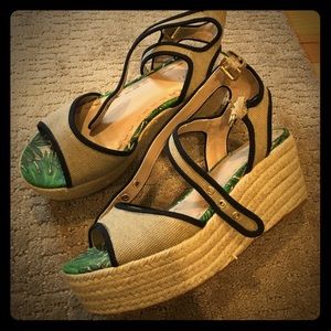 Tahari Straw Platform Sandals! 🌴🌴🌴