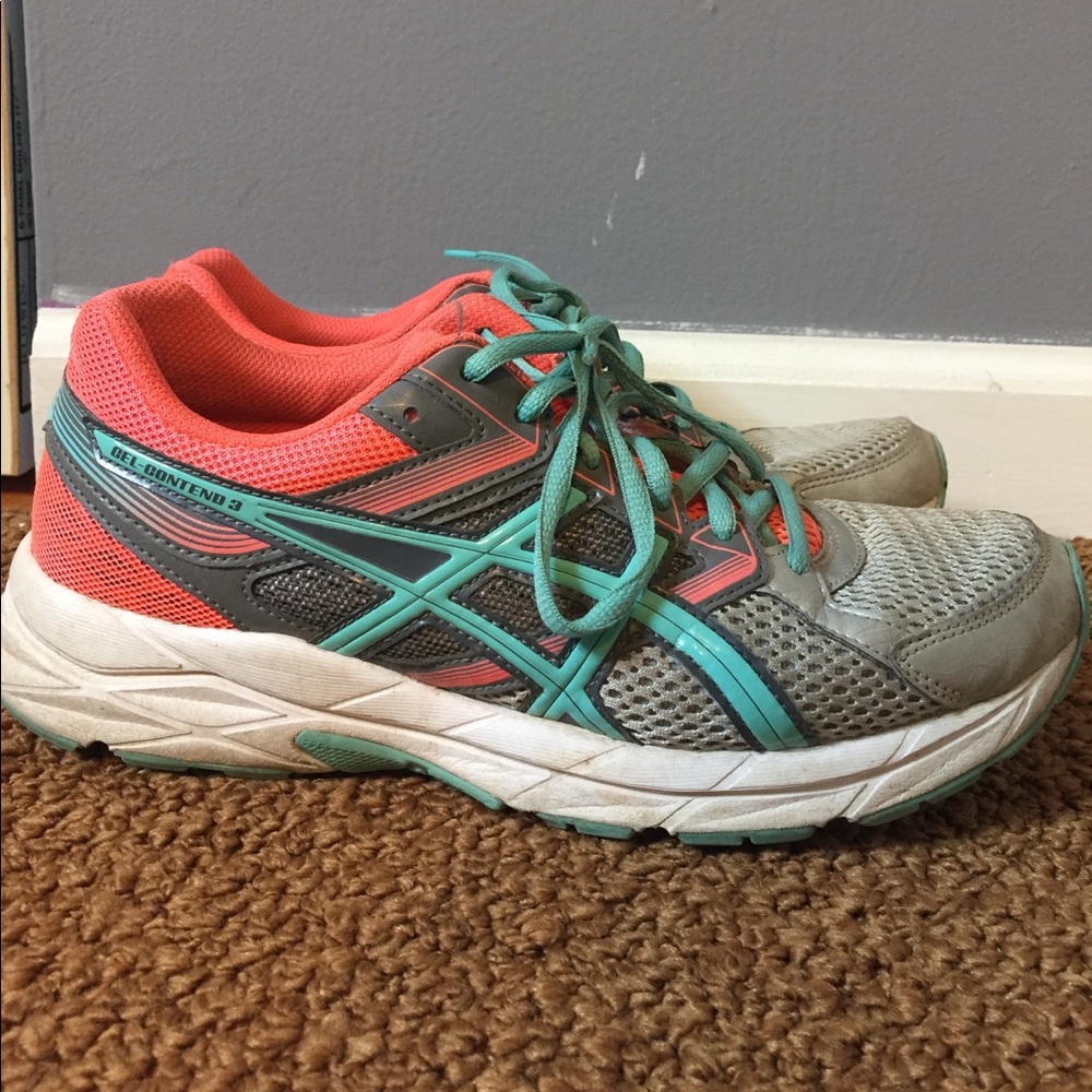ASIC running sneakers