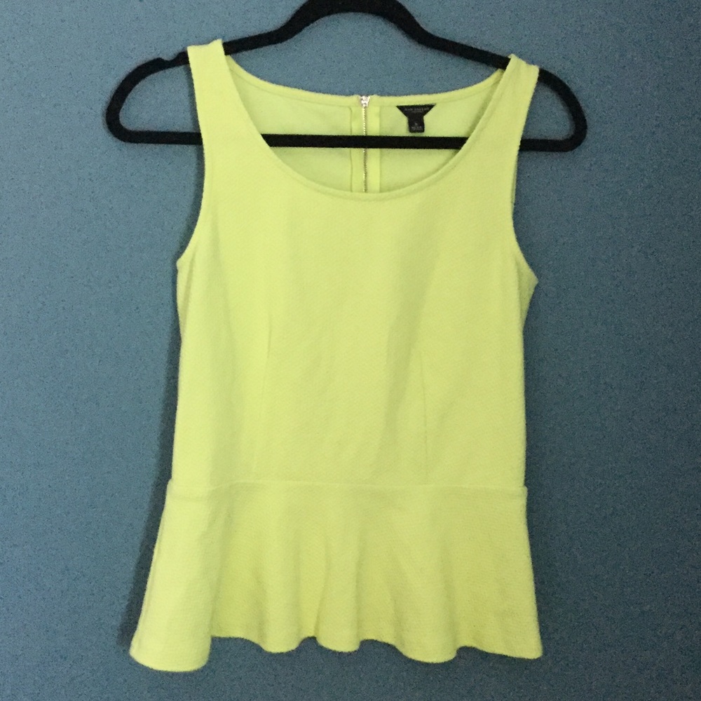 Ann Taylor Textured Citron / Lime Peplum Tank Top
