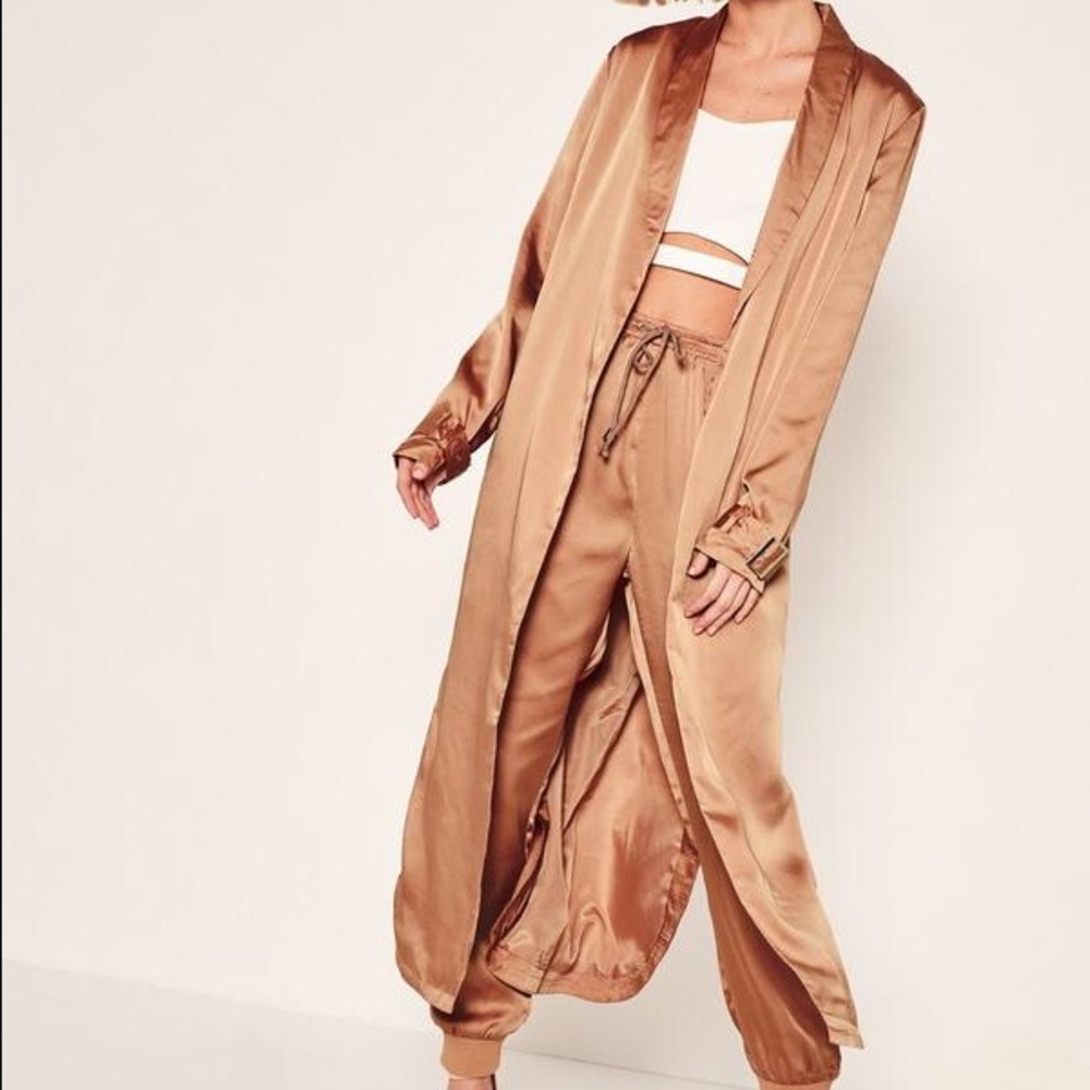 NWT Missguided rose gold floral embroidered duster