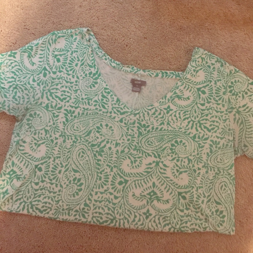 Aerie green paisley t-shirt!