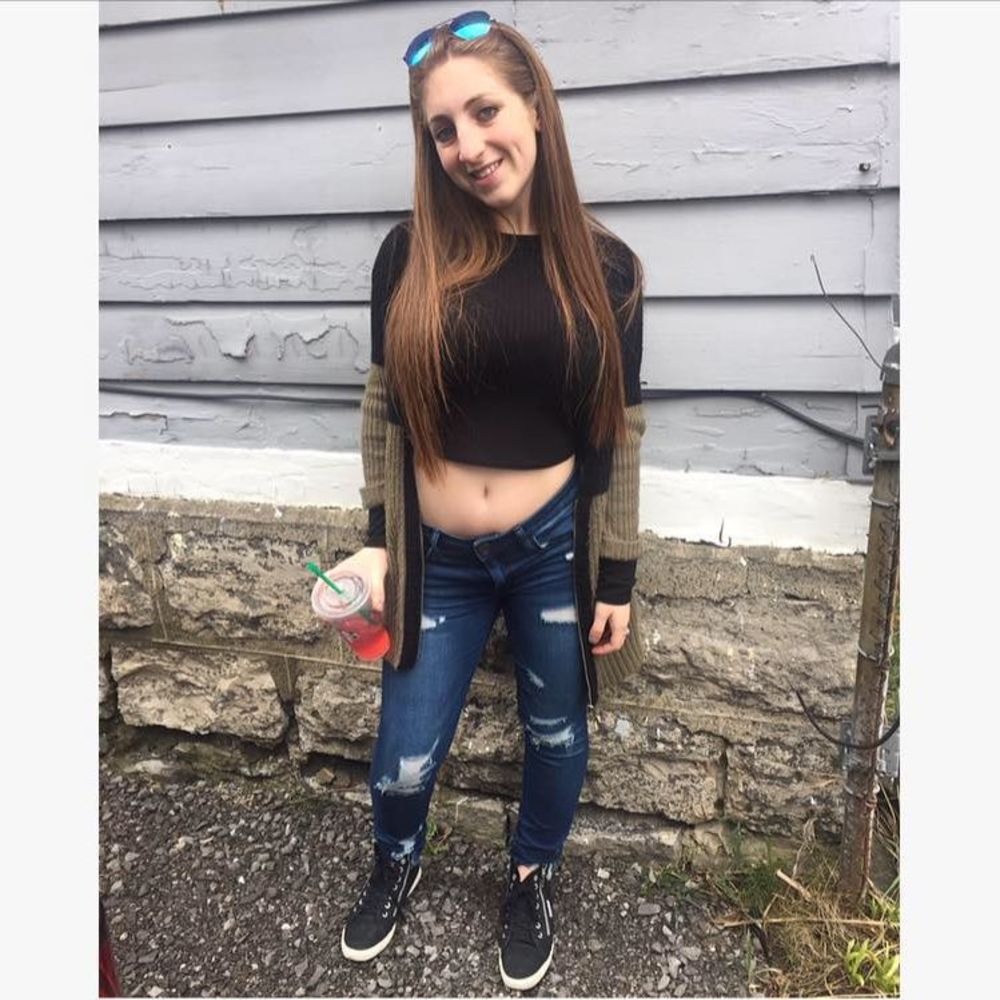 Meet your Posher, Lexie