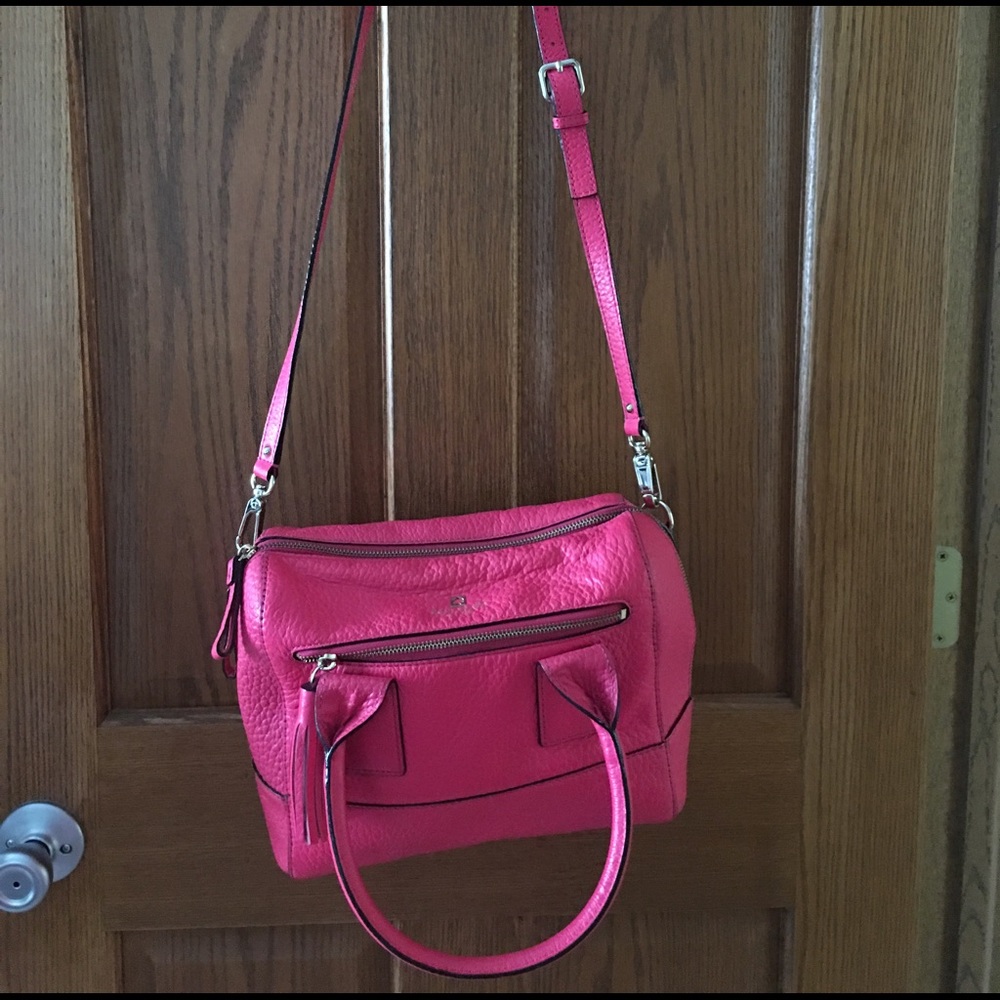 Authentic Kate Spade cross body!