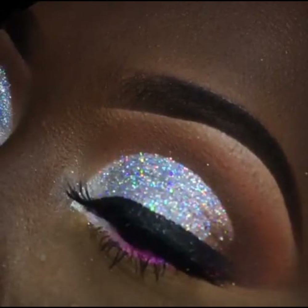 Meet your Posher, Carmen