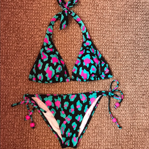 billabong leopard bikini