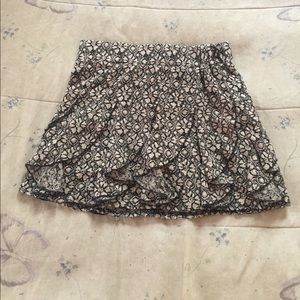 Black and Tan lace skirt !