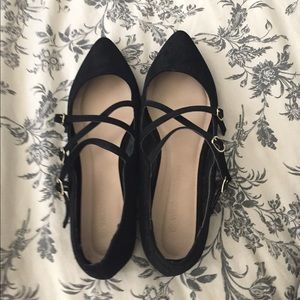 Black Strappy Flats