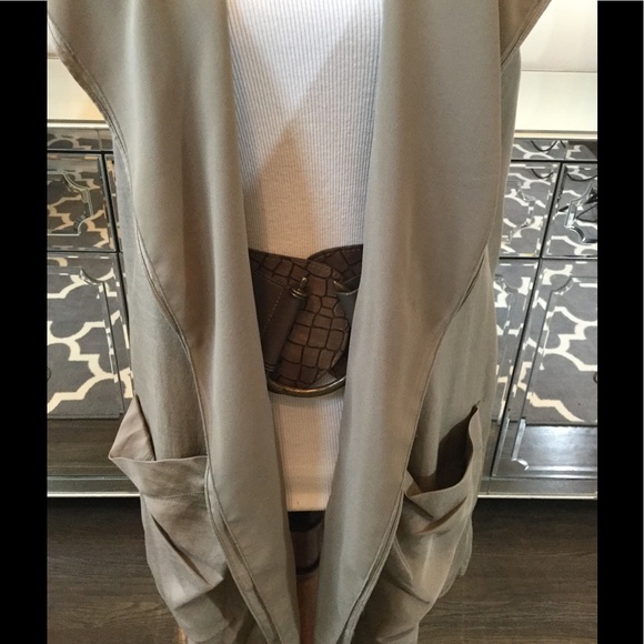 Genera Olive Drape Vest - Picture 3 of 8