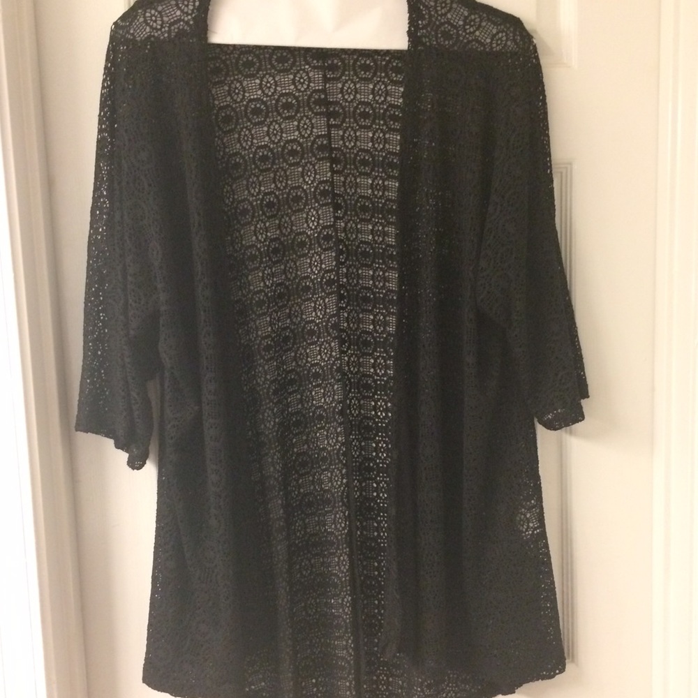 LuLaRoe Black Crochet Lindsey S/M