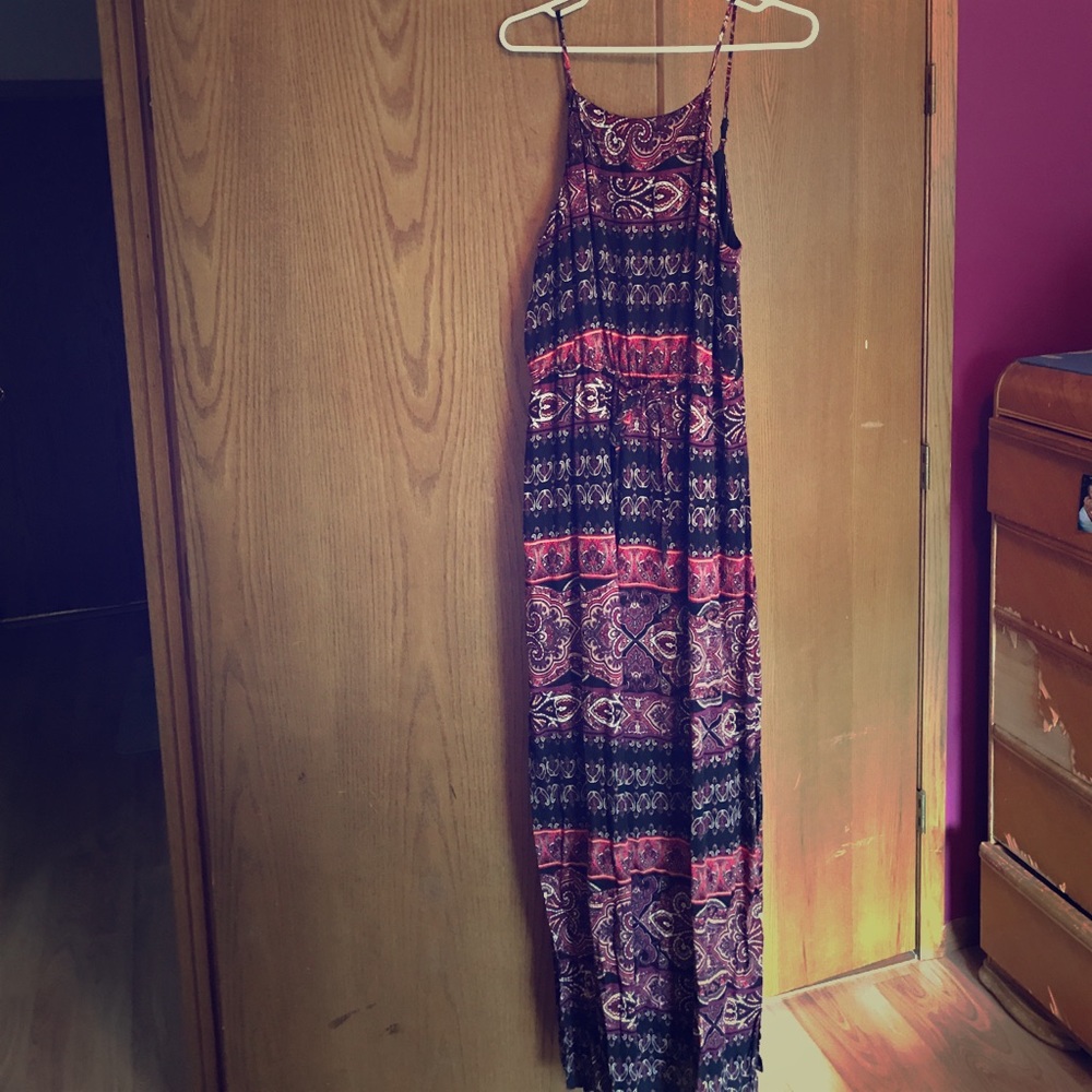 Forever 21 Maxi Dress, Paisley patterned, Medium
