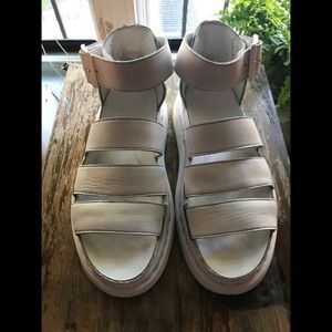 Dr Martens Clarissa Sandal