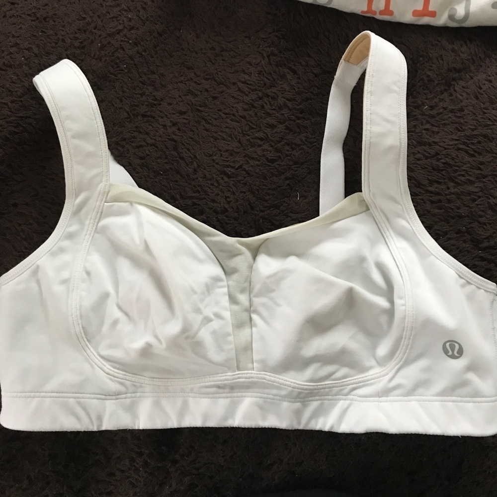 Lululemon white sports bra 36c medium