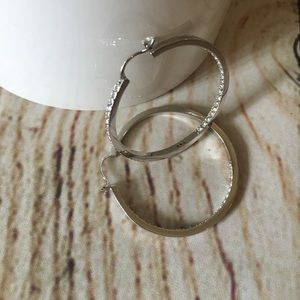 Chloe's & Isabel hoop earrings