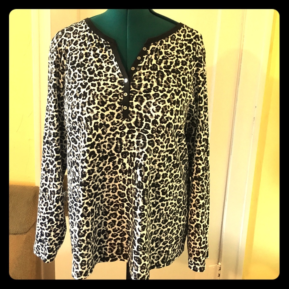 Plus size very preety chitha print - Picture 4 of 8