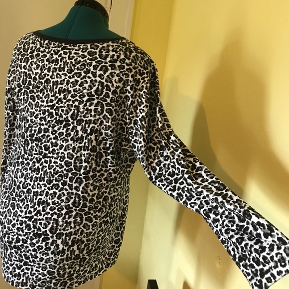 Plus size very preety chitha print - Picture 7 of 8