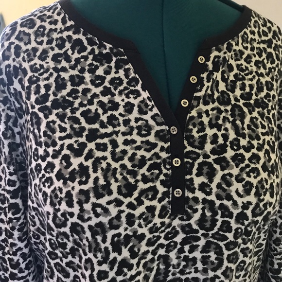 Plus size very preety chitha print - Picture 3 of 8