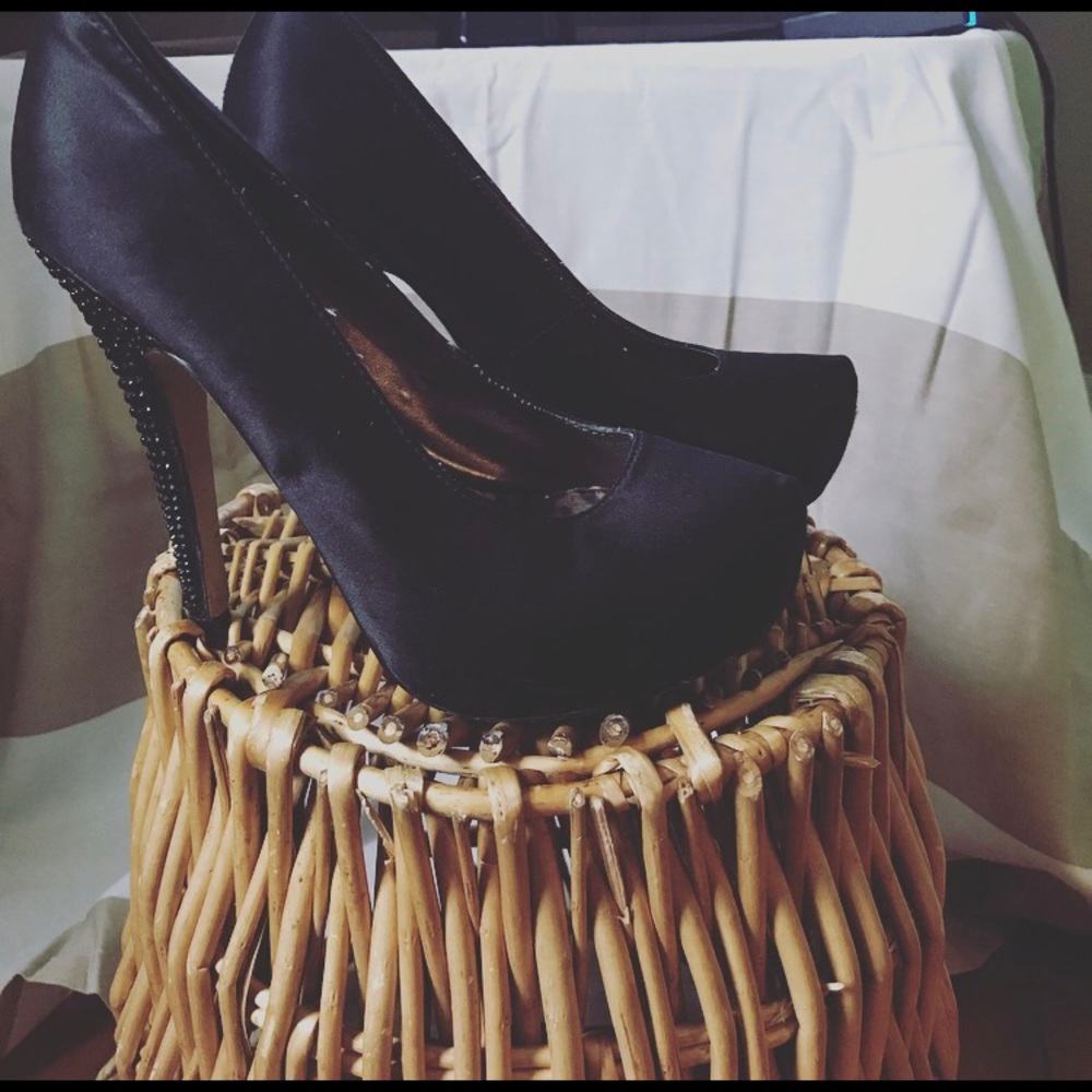 Black heels