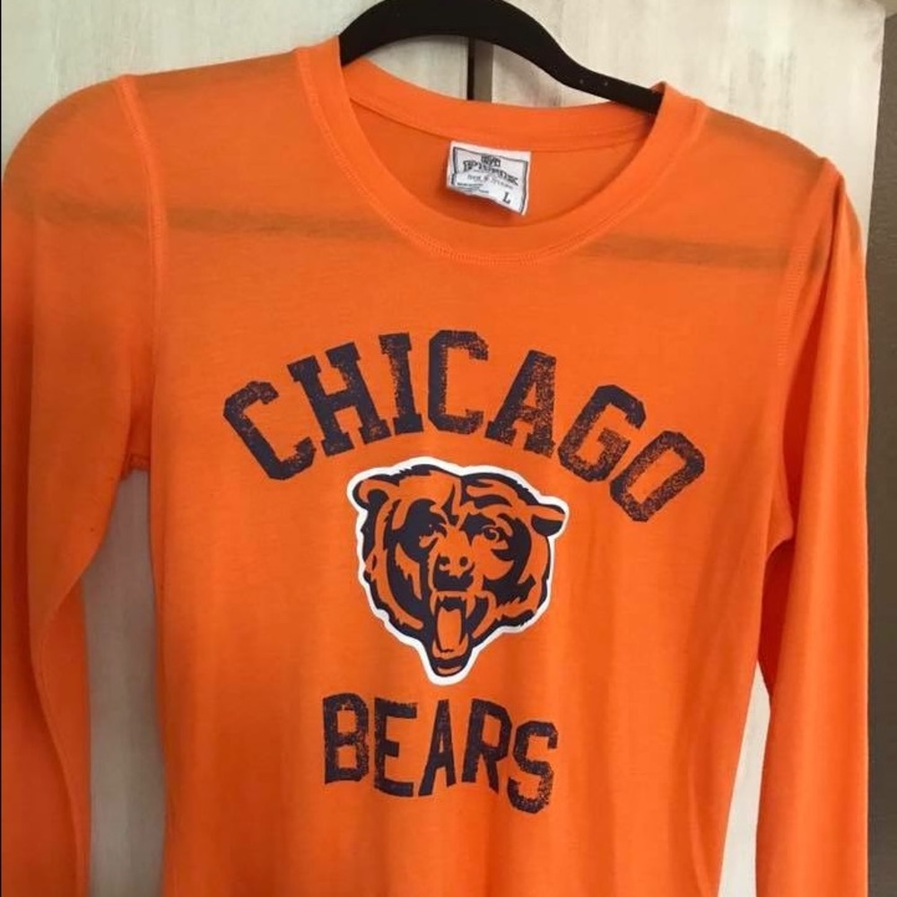 PINK Chicago Bears lightweight long sleeve T