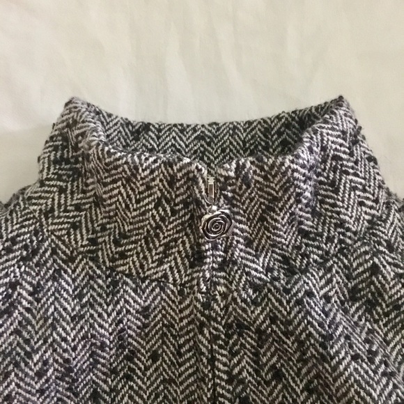 Betsey Johnson Black & White Herringbone Coat  S - Picture 8 of 8