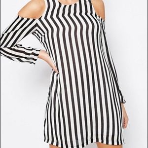 Boohoo cold shoulder stripe dress