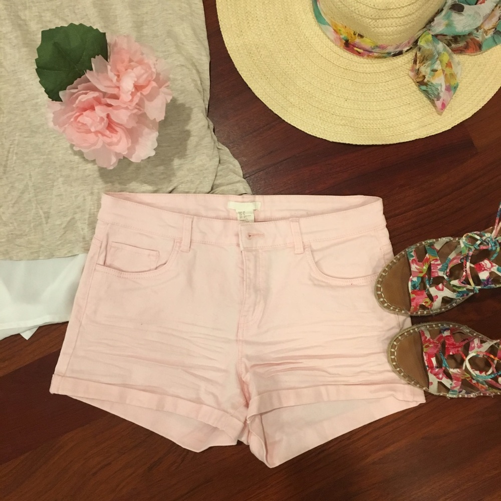 H&M Light Pink Jean Shorts in size 8