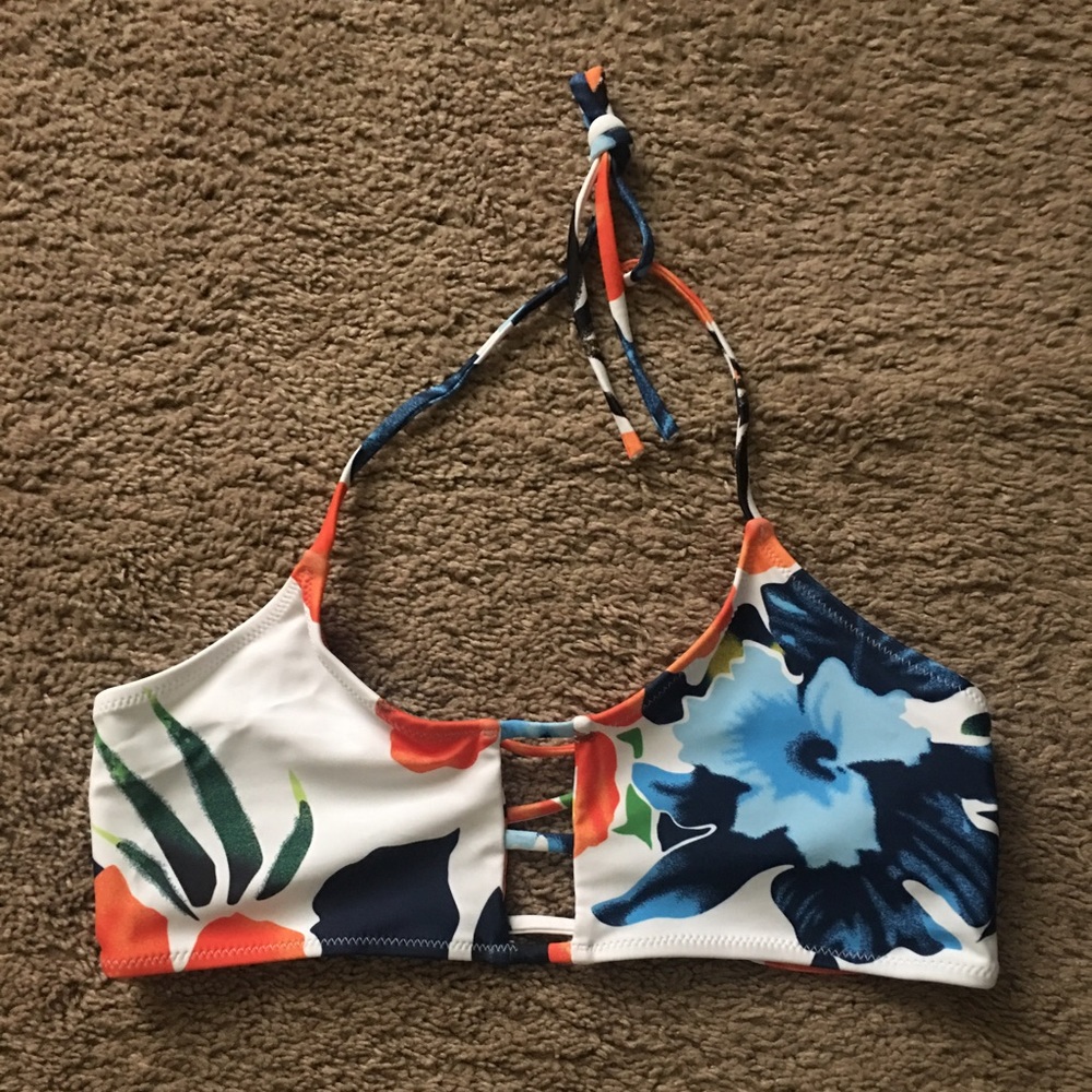 Bathing suit top