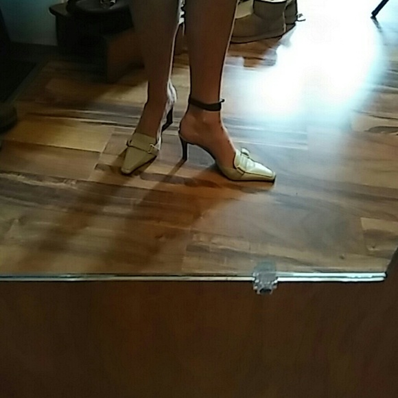 Arturo Chiang Mint Mules - Picture 4 of 4