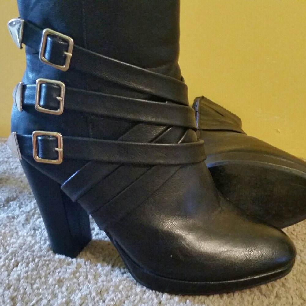 Boots - Picture 2 of 2