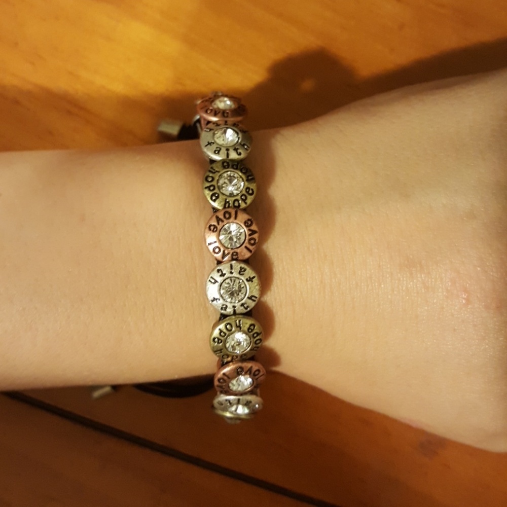 Sentiments bracelet