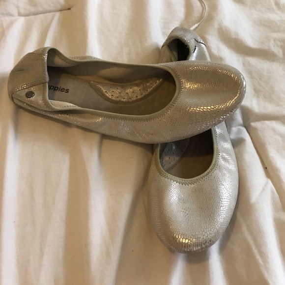 silver hush puppies shoes
